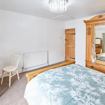 Poets * Skinningrove