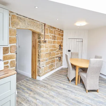 Poets בית נופש