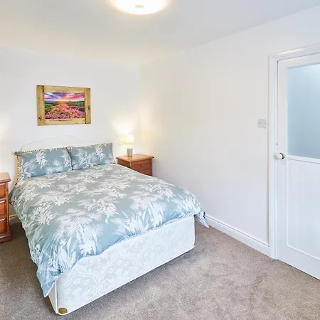 Poets * Skinningrove